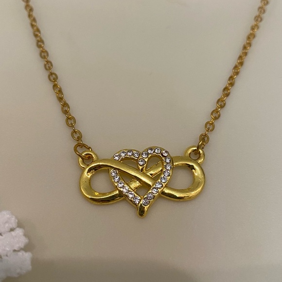 Jewelry - Dainty Gold Infinity Heart Necklace
